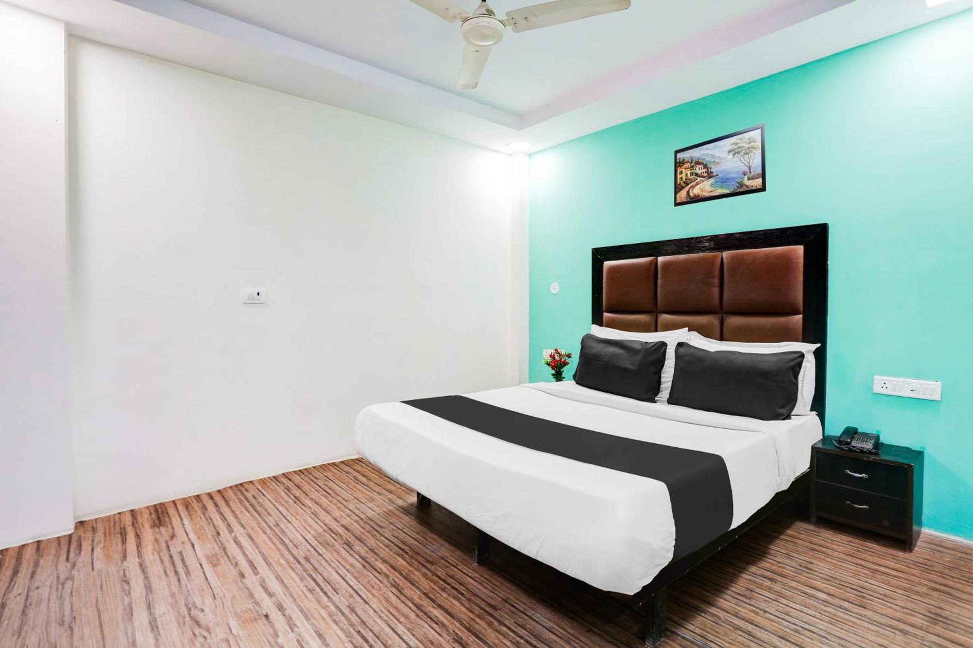Super Hotel O Rohini Sector 20 Formerly Yellow Saffron Delhi  Esterno foto